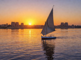 Nile sunset boat simulation scenery